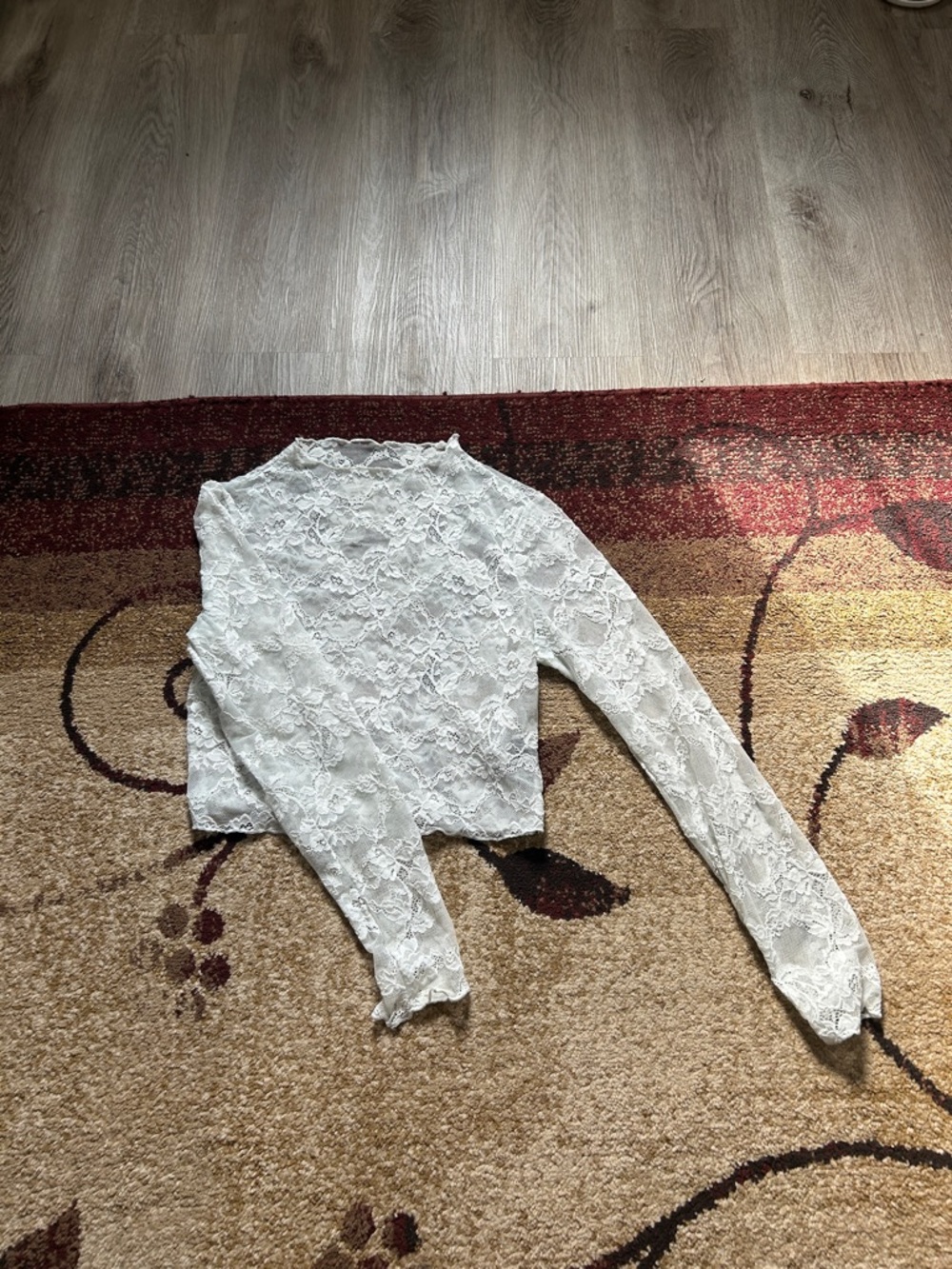 White Lace Long-Sleeve Crop Top